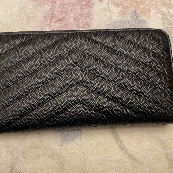 Authentic Saint Laurent Paris Women Leather Zip-Around Wallet Black Mint Cond'n - Picture 5 of 6